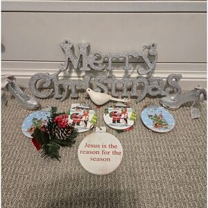 COPY - LOT OF 10 - VARIETY OF CHRISTMAS HOLIDAY DECOR/ORNAMENTS